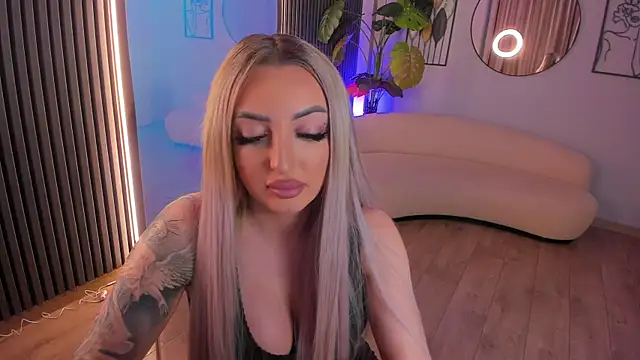 Snapshot of obscenexxx chatting on November 2025 05:53:02 AM obscenexxx online show from November 2025 05:53:02 AM