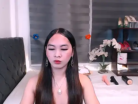 sylvannia cumslut online show from December 2025 12:12:01 PM