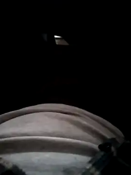 erdestruttor18 online show from December 2025 12:58:02 PM