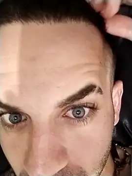 hazarcannn online show from November 2025 08:55:01 PM