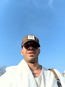 hazarcannn online show from December 2025 08:32:02 AM