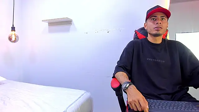 MatthewCullen online show from December 2025 08:47:02 PM