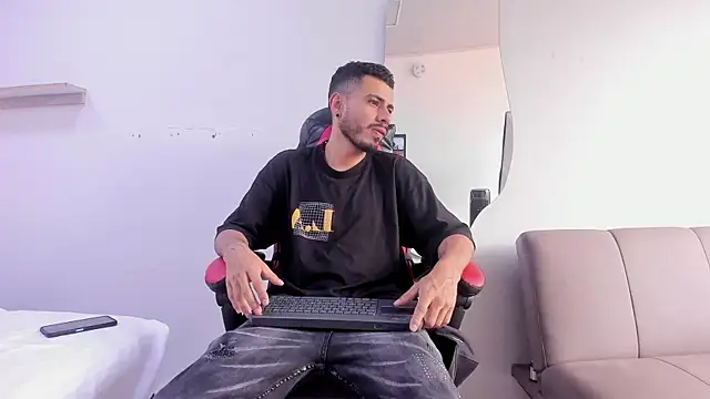 MatthewCullen online show from February 2026 08:03:02 PM