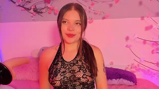 Snapshot of apleepleassure chatting on June 2026 09:08:02 PM apleepleassure online show from June 2026 09:08:02 PM