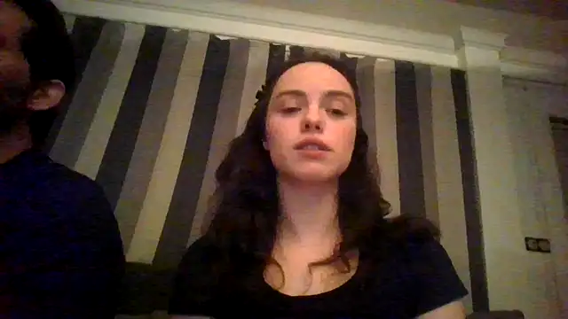 Denisxsxs online show from January 2026 07:37:02 PM