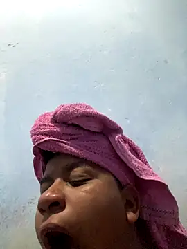 sapequinhas2 online show from November 2025 03:25:02 PM