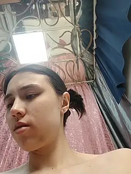 Foxylce online show from March 2026 12:56:02 AM