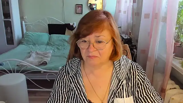 Snapshot of rekelme chatting on February 2026 06:40:02 AM rekelme online show from February 2026 06:40:02 AM