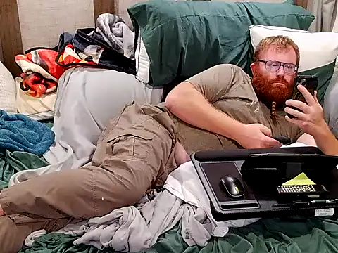 GingerBear3742 online show from November 2025 07:27:01 PM