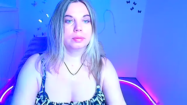 Amanda Swannn online show from April 2026 05:51:02 AM