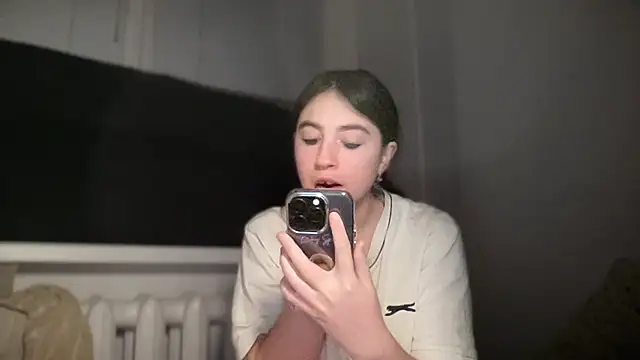 Aphr0ditee online show from March 2026 06:01:02 PM