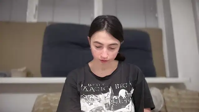 Aphr0ditee online show from March 2026 08:37:02 PM