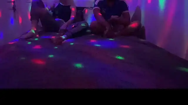 lifeisstrange12 online show from November 2025 08:55:01 PM