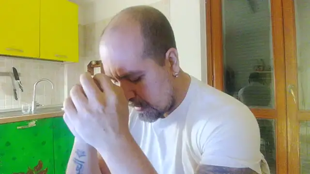 AMIRDIB2025 online show from December 2025 06:03:02 PM