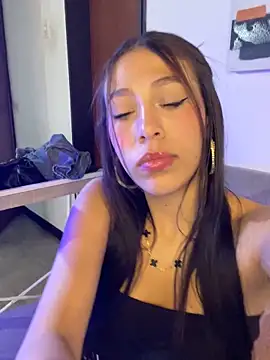 MiaScott Pink online show from December 2025 08:02:01 PM