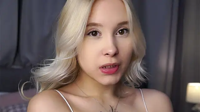 AunclreaVache online show from January 2026 11:59:02 AM