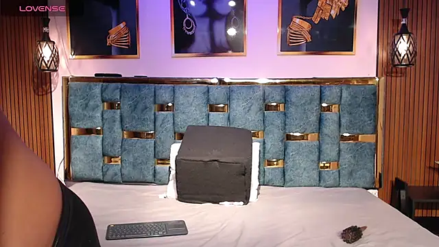  Caroline34 online show from April 2026 10:49:02 AM