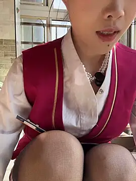 Snapshot of youyou-baby999 chatting on February 2026 04:52:01 AM youyou-baby999 online show from February 2026 04:52:01 AM