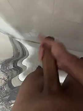 Davisuarez online show from February 2026 07:19:02 PM