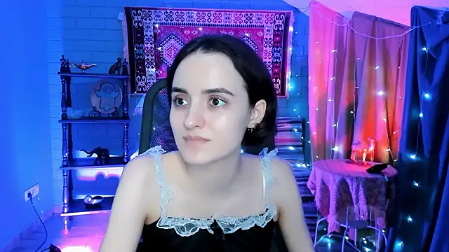 KateWillows online show from March 2026 07:04:02 AM