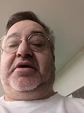 Snapshot of piccionetestardo chatting on November 2025 11:35:01 AM piccionetestardo online show from November 2025 11:35:01 AM