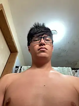 Victor01511 online show from April 2026 09:56:01 PM