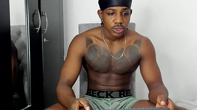 Snapshot of Darktemp_ chatting on February 2026 12:32:02 PM Darktemp online show from February 2026 12:32:02 PM