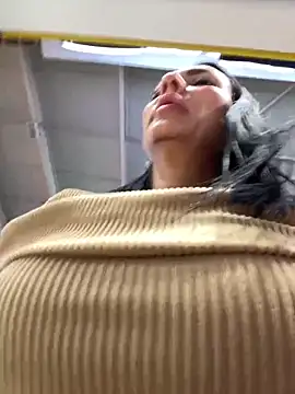 Snapshot of SofhiaTaylor chatting on February 2026 07:40:01 PM SofhiaTaylor online show from February 2026 07:40:01 PM