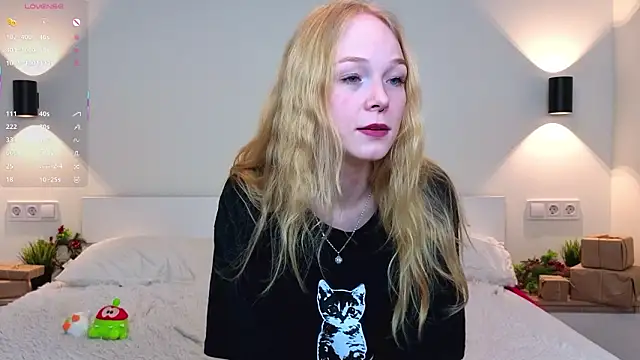 Snapshot of GhisllaineWestler chatting on February 2026 06:40:02 AM GhisllaineWestler online show from February 2026 06:40:02 AM