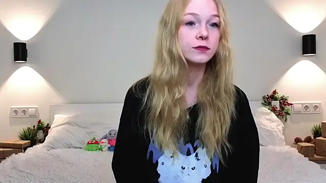 Snapshot of GhisllaineWestler chatting on February 2026 04:27:02 AM GhisllaineWestler online show from February 2026 04:27:02 AM