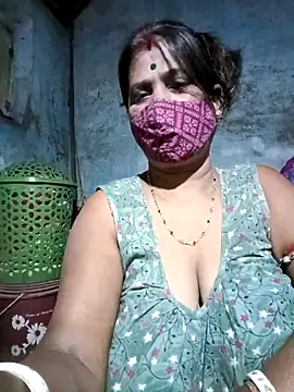 Snapshot of me-pari-hu chatting on February 2026 03:54:01 PM me-pari-hu online show from February 2026 03:54:01 PM