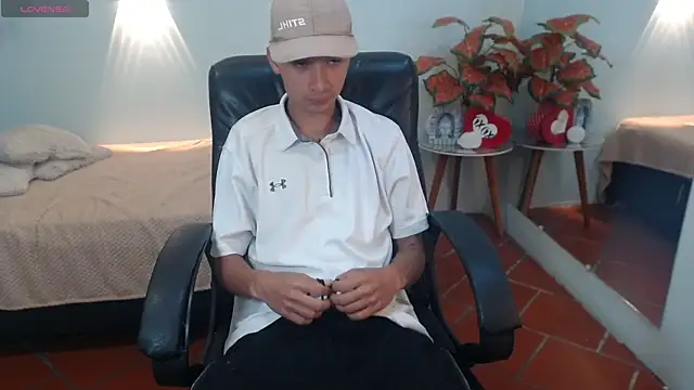 LucassSmith11 online show from December 2025 11:41:02 AM