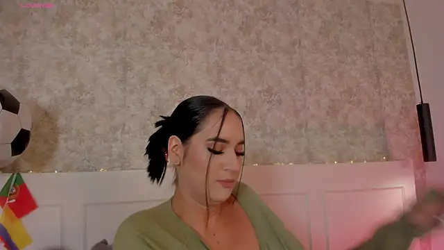 Emily luve online show from July 2026 12:11:01 PM