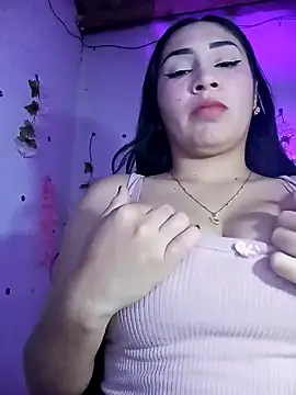 Emy cutee online show from April 2026 01:41:01 PM