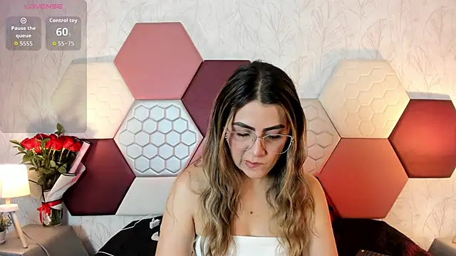 Snapshot of AriaRous chatting on March 2026 04:14:02 PM AriaRous online show from March 2026 04:14:02 PM