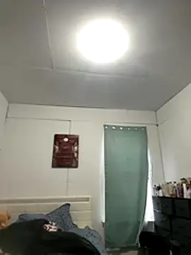 Snapshot of moyets chatting on November 2025 08:24:02 PM moyets online show from November 2025 08:24:02 PM