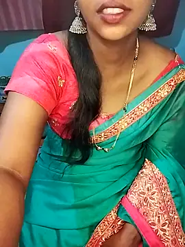 Snapshot of kannada_siri123 chatting on May 2026 06:28:02 PM kannada siri123 online show from May 2026 06:28:02 PM