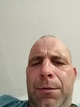 Dannihgd online show from November 2025 10:40:02 AM