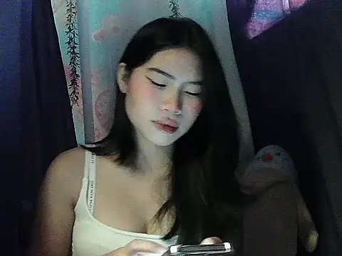Snapshot of Allysonxx05 chatting on February 2026 01:23:02 AM Allysonxx05 online show from February 2026 01:23:02 AM