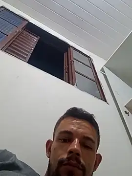 leonct online show from December 2025 02:05:02 AM