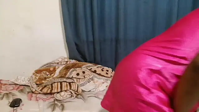 SexyMellow21 online show from December 2025 01:10:01 AM