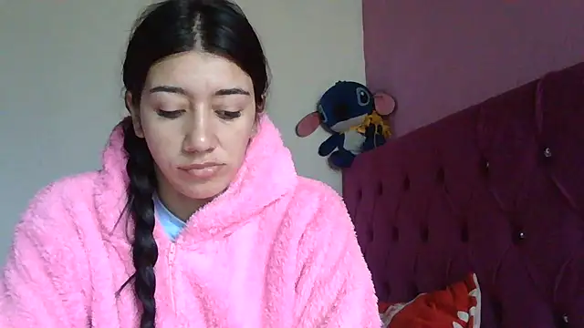 TaylorLove- online show from January 2026 12:10:01 PM