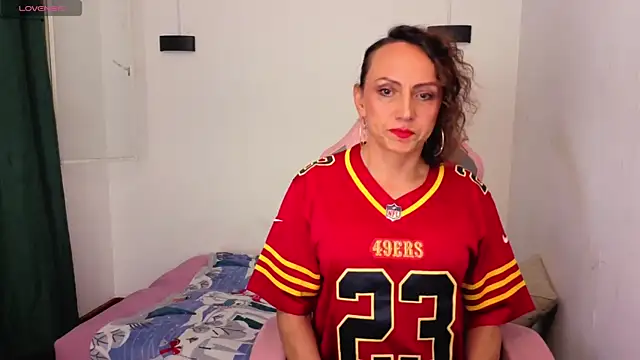 Ivonne ferrer   online show from December 2025 02:32:02 AM