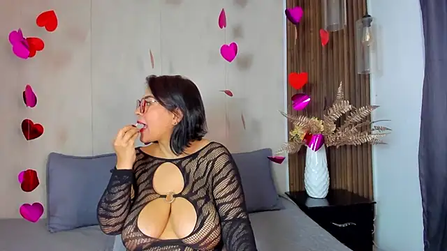 Meggan Moree online show from February 2026 06:29:02 PM