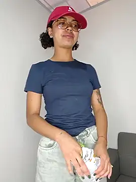   VioletaHeaven   online show from February 2026 10:06:01 PM