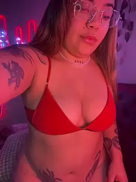 Snapshot of Lindalatina2001 chatting on May 2026 02:06:01 AM Lindalatina2001 online show from May 2026 02:06:01 AM