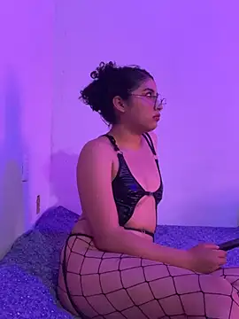 Arely-L1 online show from February 2026 07:39:02 PM