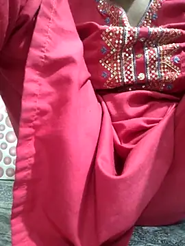 Renababy4567 online show from December 2025 05:16:01 AM