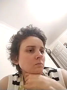 Amy01112 online show from May 2026 11:54:02 PM