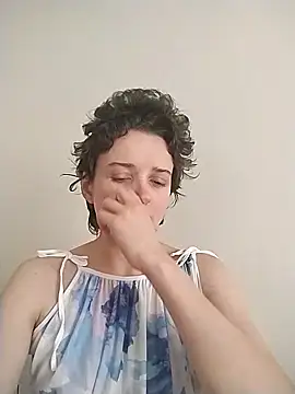 Amy01112 online show from May 2026 01:18:02 PM